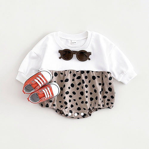 Adorable Cotton Onesie – Baby’s Autumn Leopard Style