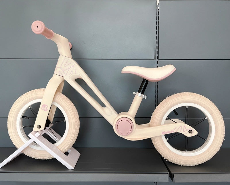Kids Balance Bike – Safe Four-Wheel Pedal-Free Ride